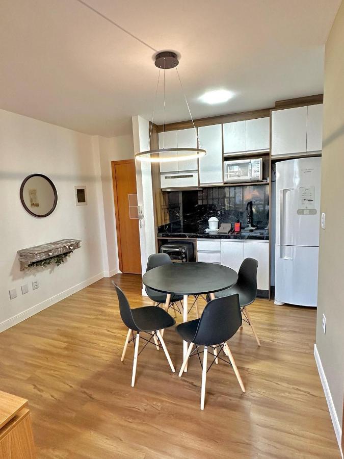 Villa Saint Sebastian Flat 307 - Com Hidro! Ate 4 Pessoas, Duplex, No Centro Jaraguá do Sul Exterior foto